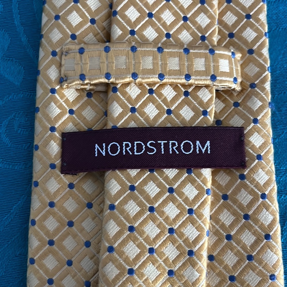 Nordstrom yellow and blue dot tie